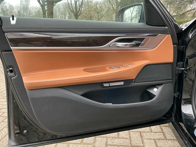 2017 bmw 730d sedan personenauto - afbeelding 8 van  33