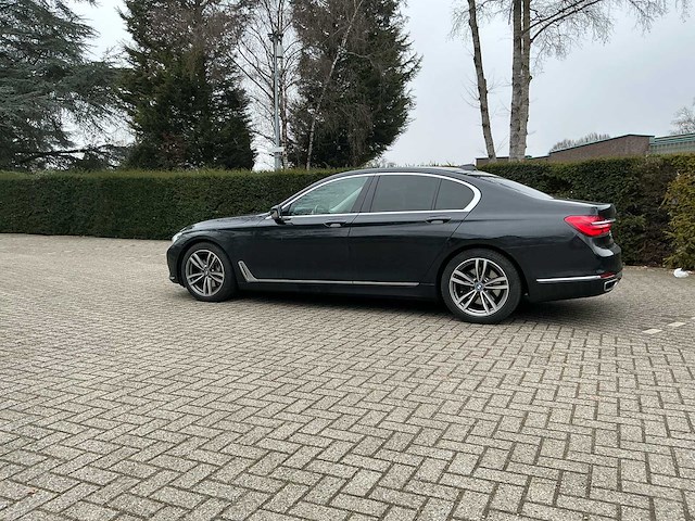 2017 bmw 730d sedan personenauto - afbeelding 28 van  33