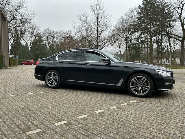 2017 bmw 730d sedan personenauto - afbeelding 33 van  33