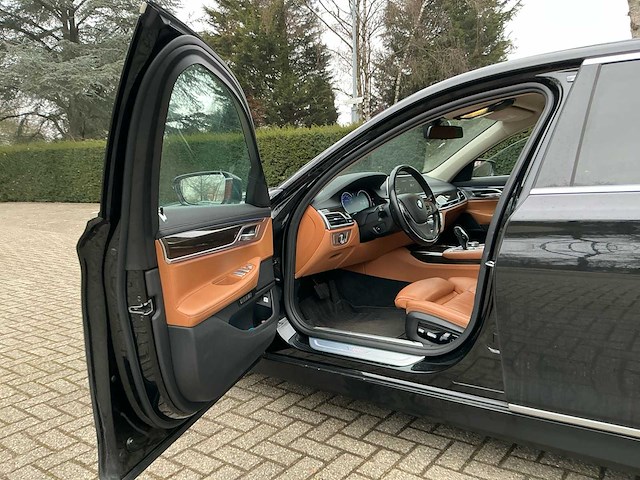 2017 bmw 730d sedan personenauto - afbeelding 6 van  33