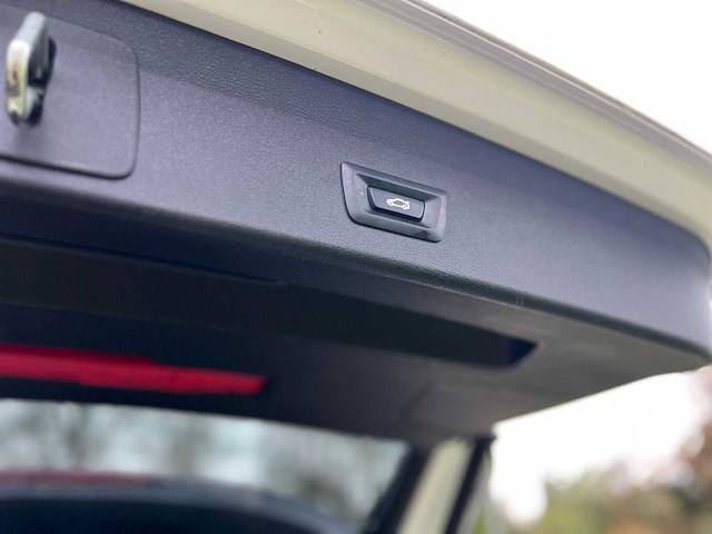 2017 bmw x1 xdrive18d high exec. personenauto - afbeelding 9 van  17