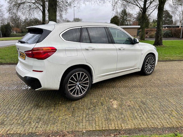 2017 bmw x1 xdrive18d high exec. personenauto - afbeelding 15 van  17
