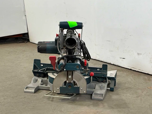 2017 bosch gcm 8 sjl telescoop-/afkortzaag - afbeelding 1 van  6