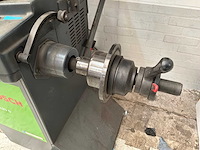 2017 bosch wbe 4120d balanceermachine - afbeelding 4 van  7
