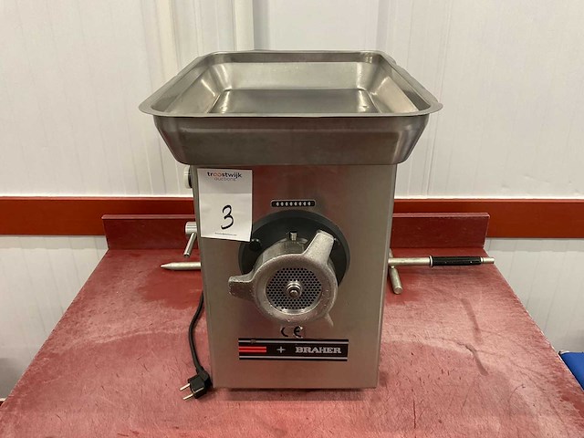 2017 braher international p 22 “ce” vleesmolen - afbeelding 1 van  6