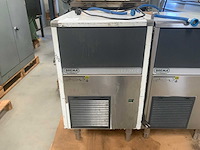 2017 brema gb 902a hc ijsblokjesmachine - afbeelding 2 van  4