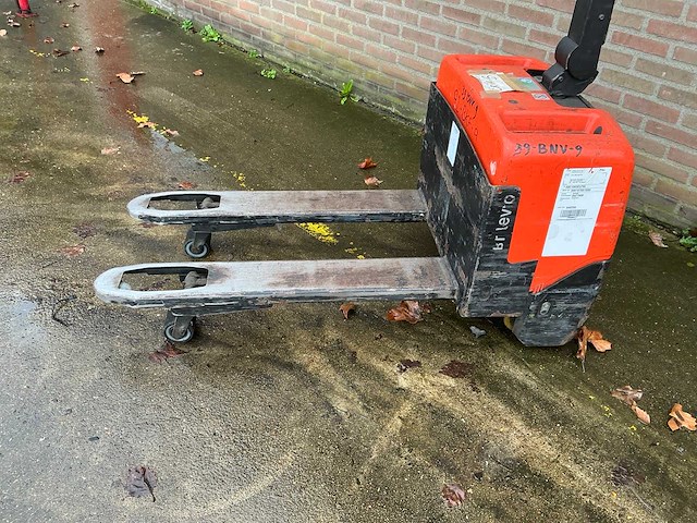 2017 bt lwe130 elektrische palletwagen - afbeelding 5 van  9