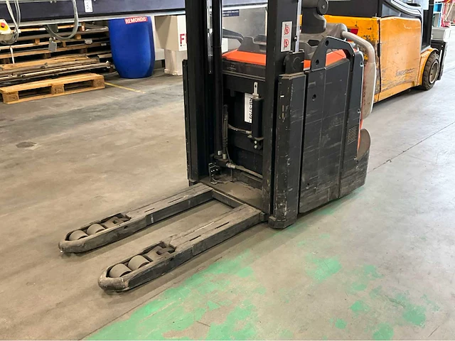 2017 bt / toyota spe160l elektrische stapelaar met platform - afbeelding 11 van  11