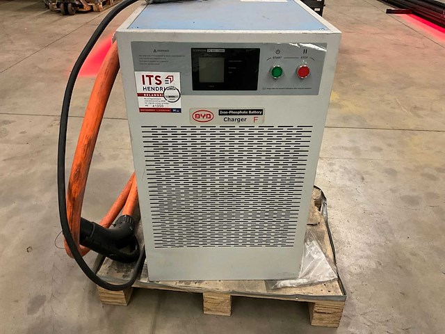 2017 byd ecb25b vorkheftruck - afbeelding 13 van  23