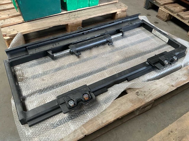2017 cam s.r.l. f35.115p.c01 hydraulische vorkenspreider / sideshift - afbeelding 4 van  6