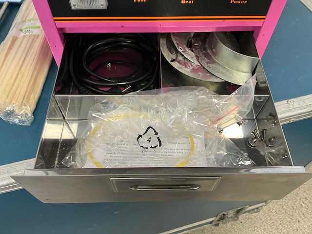 2017 candy floss machine et-mf01(720) suikerspinmachine - afbeelding 2 van  6