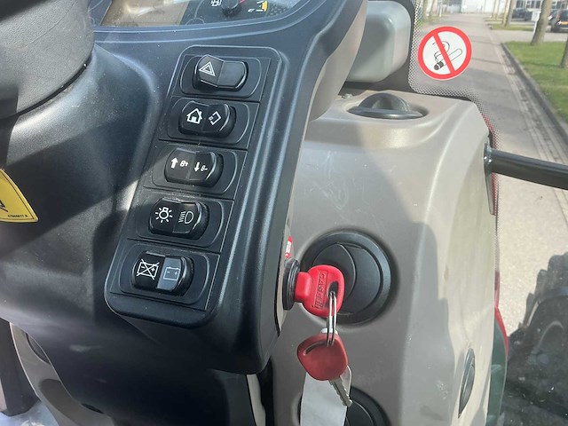 2017 case ih luxxum 110 vierwielaangedreven landbouwtractor - afbeelding 25 van  32