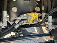 2017 case international quantum 105f smalspoortractor - afbeelding 10 van  36