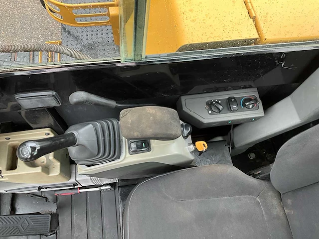 2017 caterpillar 305.5e midigraafmachine - afbeelding 24 van  33