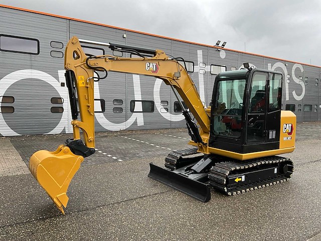 2017 caterpillar 305.5e midigraafmachine - afbeelding 1 van  32