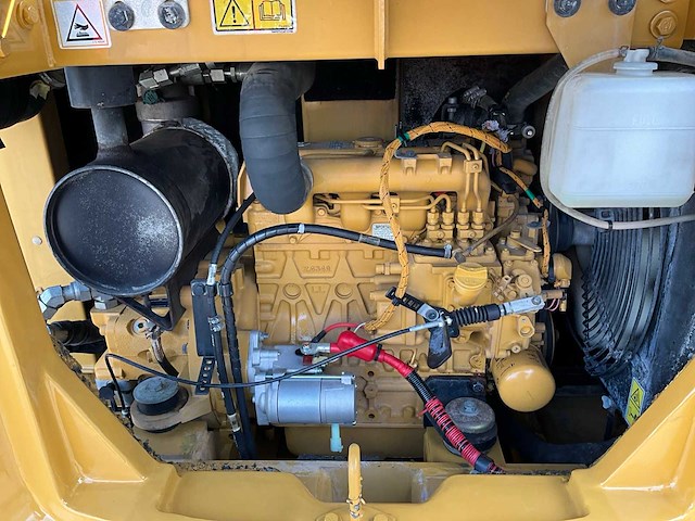 2017 caterpillar 305.5e2 midigraafmachine - afbeelding 30 van  34