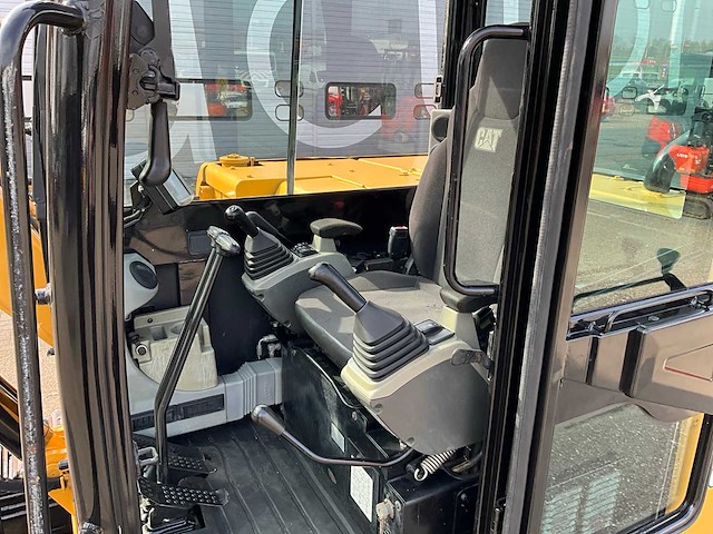 2017 caterpillar 305.5e2 midigraafmachine - afbeelding 9 van  34