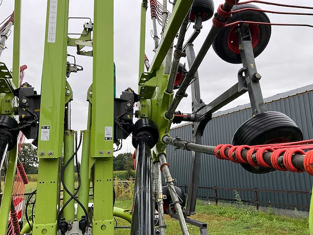 2017 claas liner zwadhark - afbeelding 15 van  26