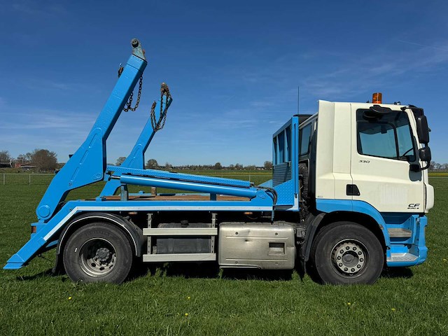 2017 daf cf330 vrachtwagen - afbeelding 17 van  20