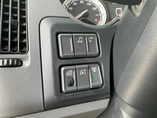 2017 daf xf460ft lowdeck opleggertrekker - afbeelding 16 van  28