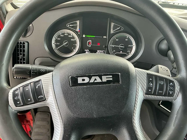 2017 daf xf480 vrachtwagen - afbeelding 35 van  49