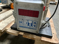 2017 dega pixie vacuüm hopper / feeder - afbeelding 2 van  2