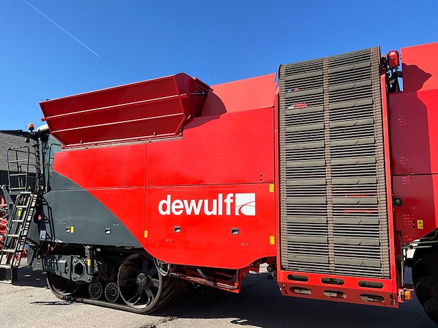 2017 dewulf kwatro gen ii 4-rij bunkerrooier op rupsonderstel aardappelrooier - afbeelding 27 van  72