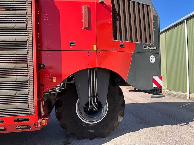 2017 dewulf kwatro gen ii 4-rij bunkerrooier op rupsonderstel aardappelrooier - afbeelding 28 van  72