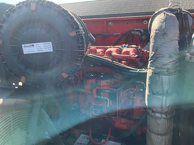 2017 dewulf kwatro gen ii 4-rij bunkerrooier op rupsonderstel aardappelrooier - afbeelding 9 van  43