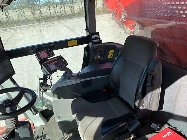 2017 dewulf kwatro gen ii 4-rij bunkerrooier op rupsonderstel aardappelrooier - afbeelding 27 van  43