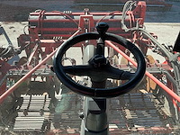 2017 dewulf kwatro gen ii 4-rij bunkerrooier op rupsonderstel aardappelrooier - afbeelding 30 van  43