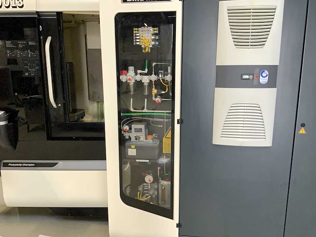 2017 dmg mori nhx 4000 horizontaal 4-assige cnc-bewerkingscentrum - afbeelding 2 van  23