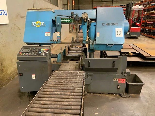2017 doall c-420nc horizontale automatische bandzaagmachine - afbeelding 8 van  13