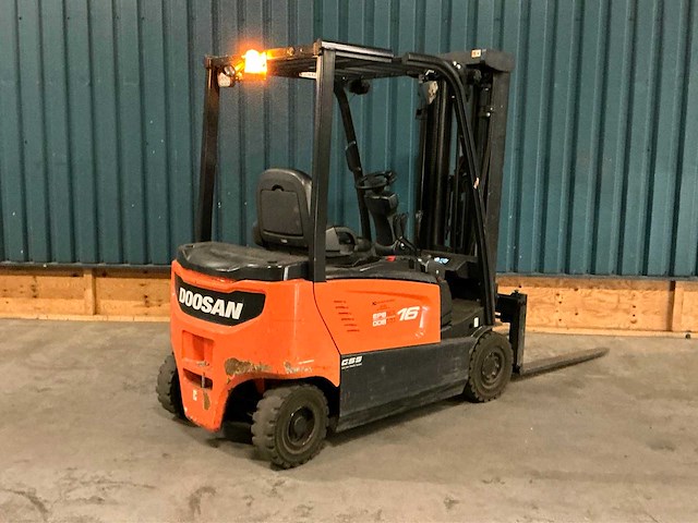 2017 doosan b16x-7 vorkheftruck - afbeelding 22 van  26
