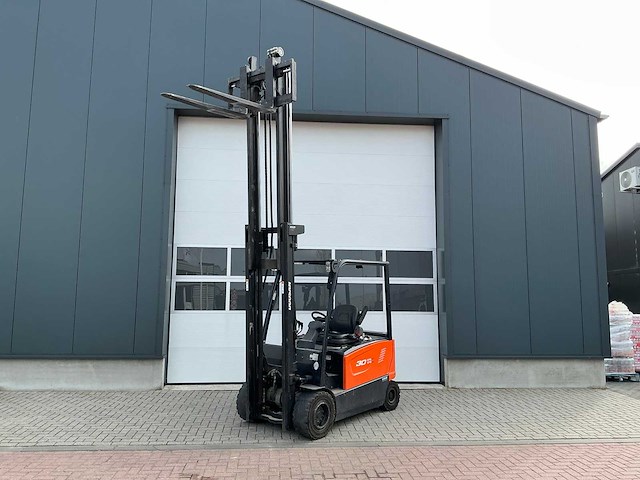 2017 doosan b30x-7 vorkheftruck - afbeelding 11 van  18