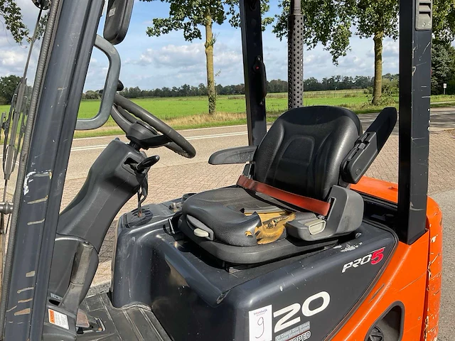 2017 doosan d20sc-5 vorkheftruck - afbeelding 16 van  30
