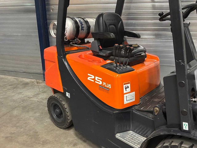 2017 doosan g25gp vorkheftruck - afbeelding 9 van  34
