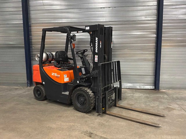 2017 doosan g25gp vorkheftruck - afbeelding 12 van  34