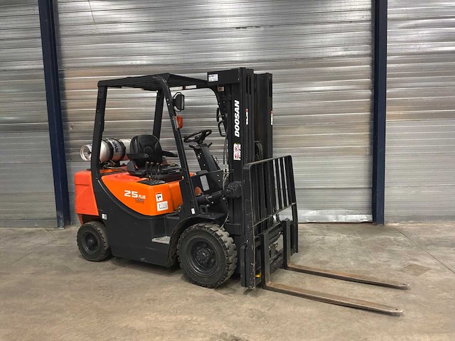 2017 doosan g25gp vorkheftruck - afbeelding 23 van  34