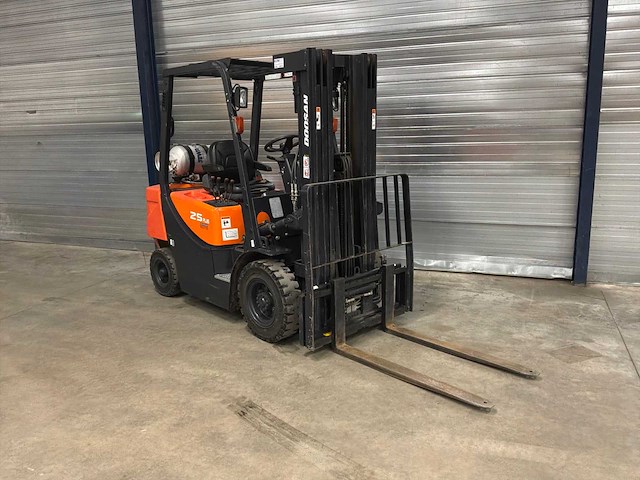 2017 doosan g25gp vorkheftruck - afbeelding 31 van  34