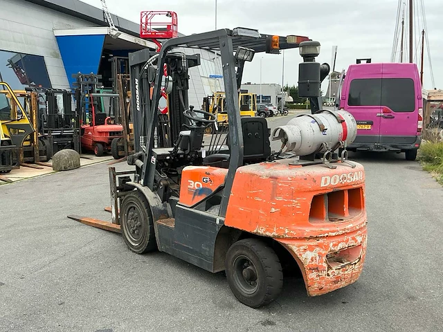 2017 doosan g30g serie gx vorkheftruck gas - afbeelding 9 van  14