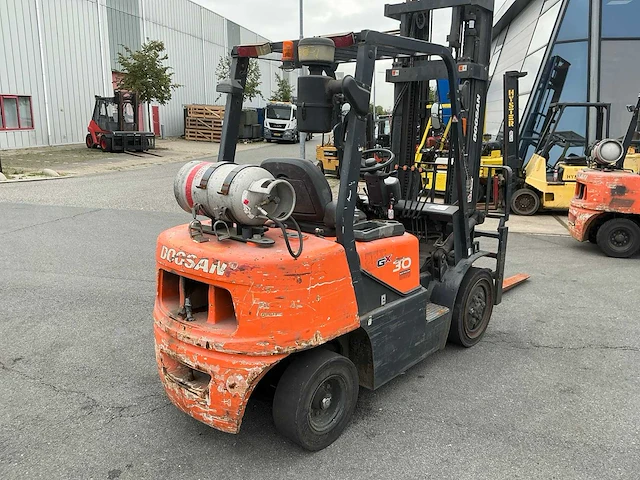 2017 doosan g30g vorkheftruck gas - afbeelding 6 van  12