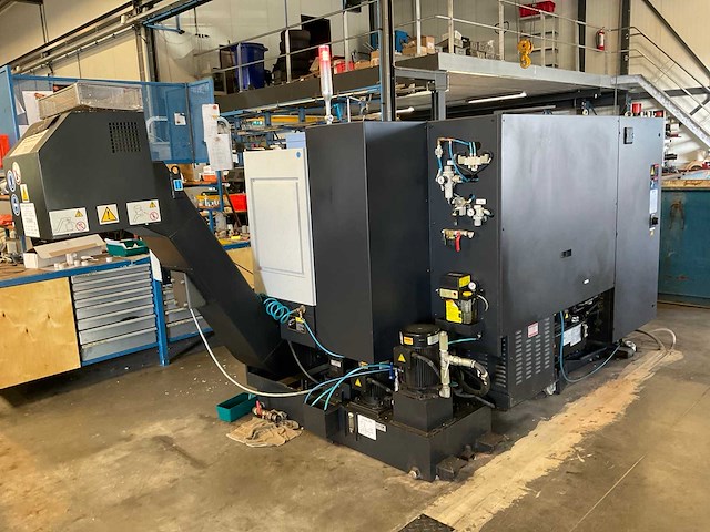 2017 doosan puma gt2100m horizontale cnc turret centrum - afbeelding 18 van  23