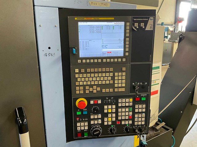 2017 doosan puma gt2100m horizontale cnc turret centrum - afbeelding 4 van  23