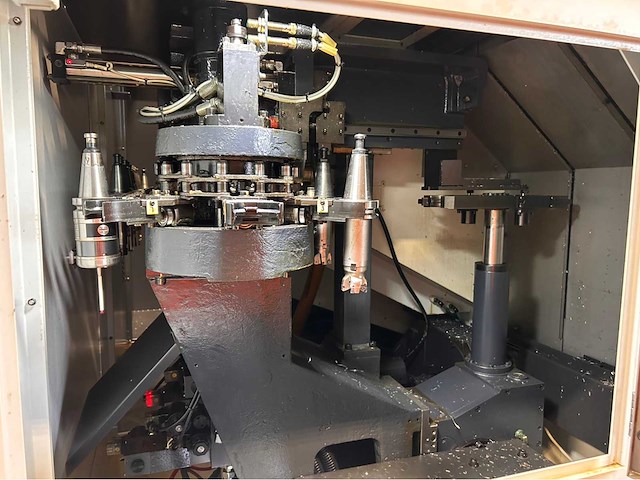 2017 doosan vc 630/5ax cnc universal machinecentrum - afbeelding 5 van  24