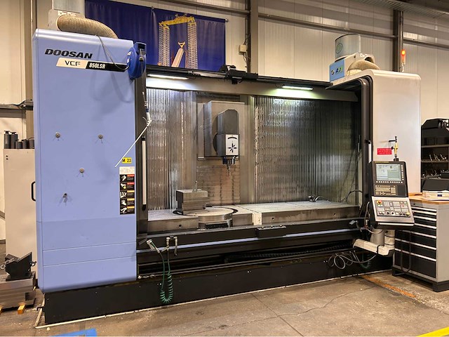 2017 doosan vcf 850lsr cnc universele machinecentrum - afbeelding 1 van  21