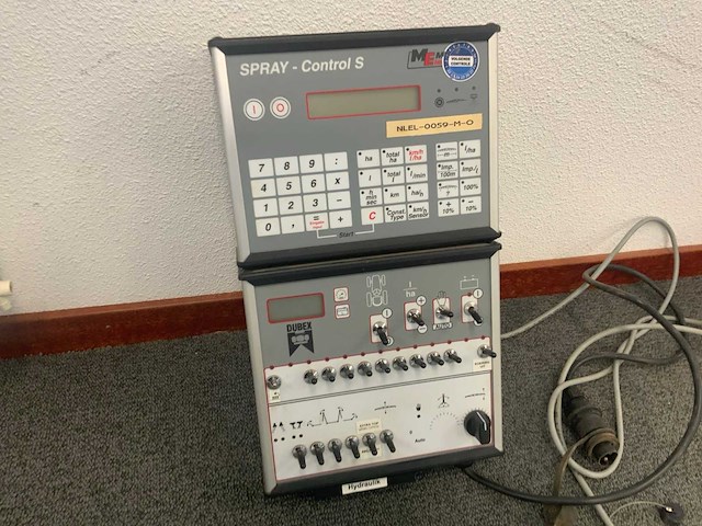 2017 dubex 8-87001 27 meter veldspuit met computer - afbeelding 10 van  20
