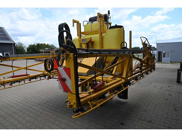 2017 dubex 8-87001 27 meter veldspuit - afbeelding 8 van  16