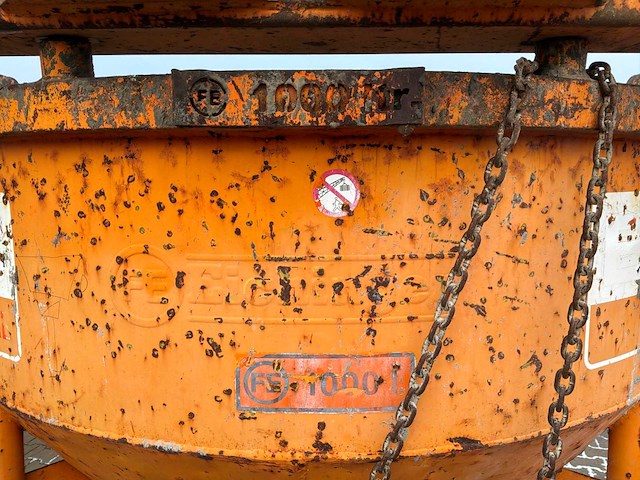 2017 eichinger 1016h.12 betonkubel - afbeelding 7 van  7