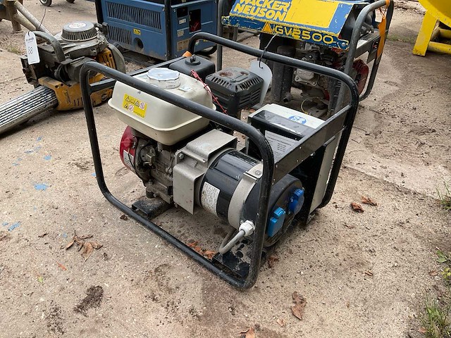 2017 europower ep3300 noodstroomaggregaat - afbeelding 2 van  7